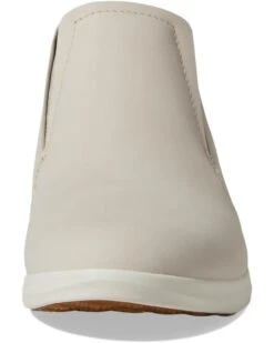 OluKai Hawai‘Iloa Manu Hope Boots -Shoes That Move 51uVGCU9jL. AC SR736920